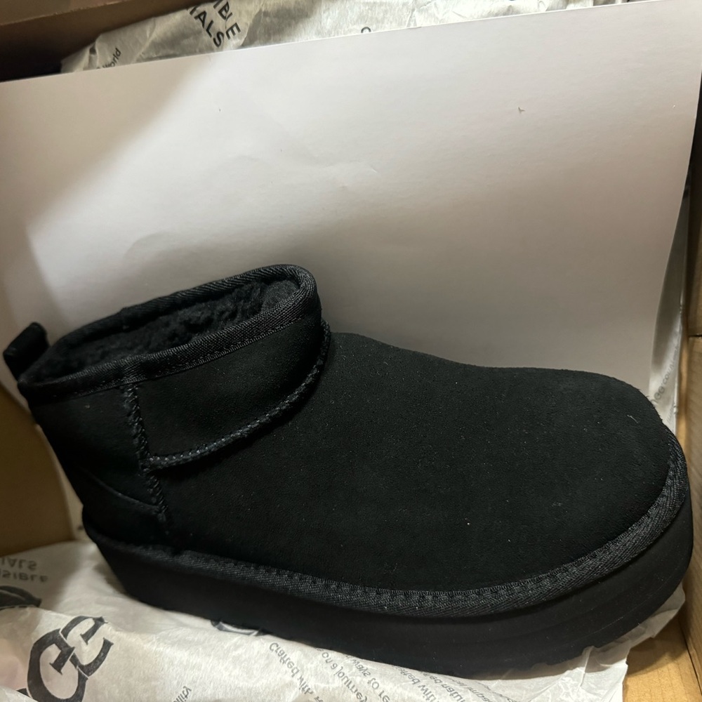 UGG KIDS CLASSIC ULTRA MINI PLATFORM